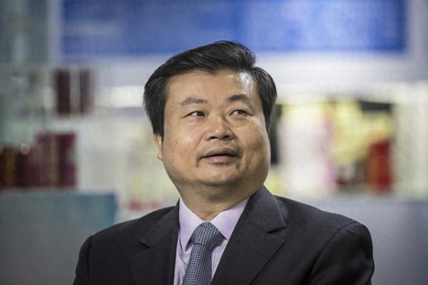 炒股平台入配资平台 广药集团原董事长李楚源被“双开”：去年8月被查，曾多次发表争议言论